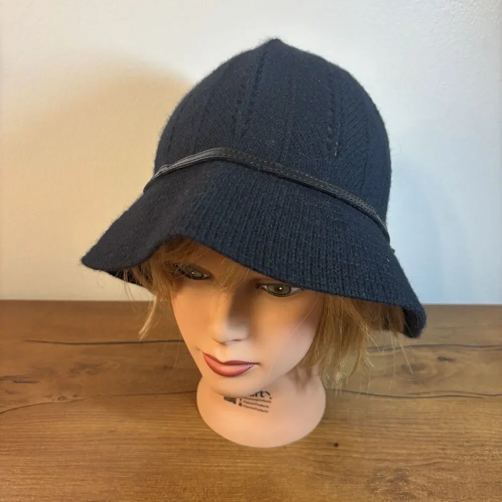 Banana Republic Women's S/M Black Buckle Bucket Hat Wool Rayon Angora Rabbit
